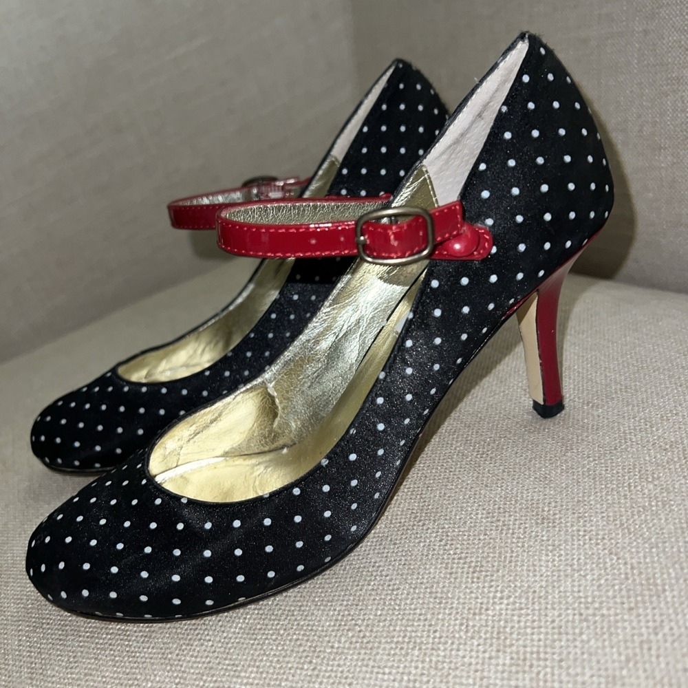 Retro Steve Madden Luvvy Black Polka Dot Heels Red Buckle Strappy 6M Rockabilly - Picture 9 of 11